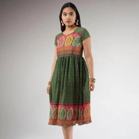 Dark Green Knee-Length Indo Western Dress | Muvvas Boutique - Picture 4 of 5